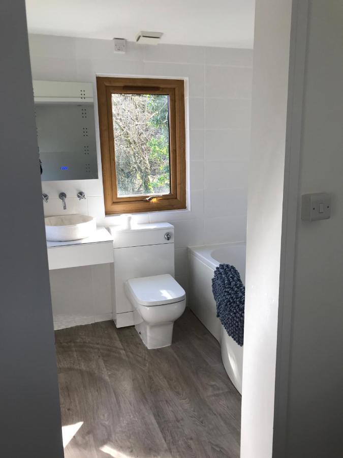 Winnie'S Corner - Self Contained Within The Grounds Of Another Property, In An Idyllic Wooded Setting Carlyon Bay Dış mekan fotoğraf
