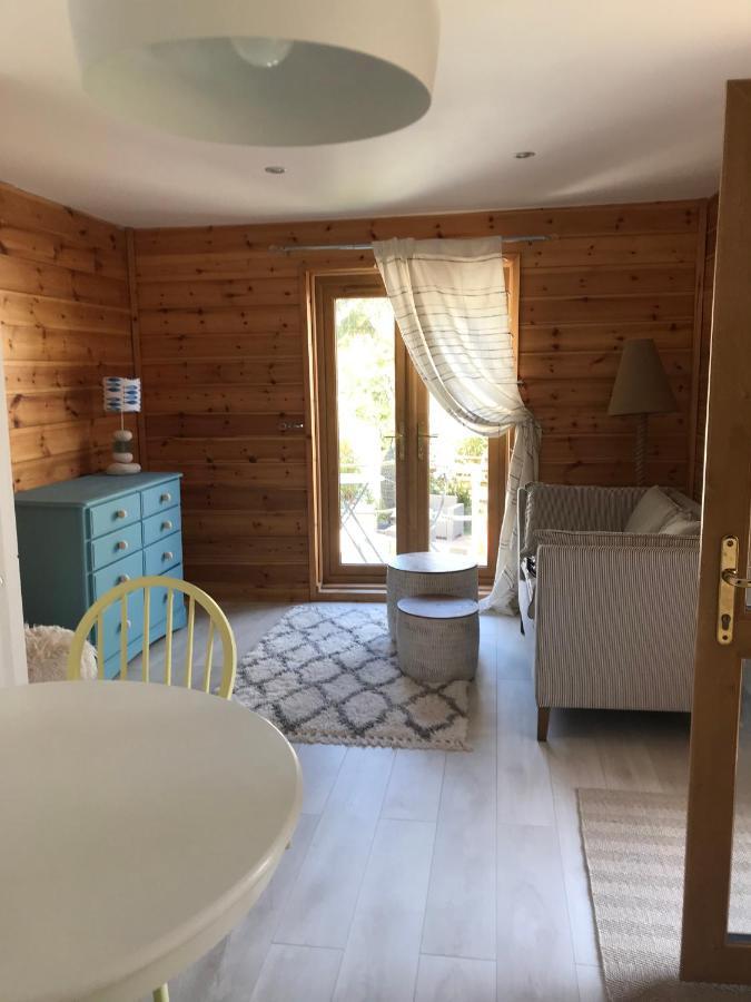 Winnie'S Corner - Self Contained Within The Grounds Of Another Property, In An Idyllic Wooded Setting Carlyon Bay Dış mekan fotoğraf